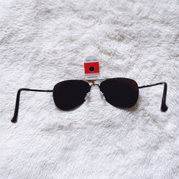 Zuri Black w/ Blue Lense Polarized Mirrored Sunglasses - Picture 12 of 15